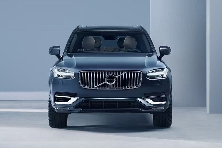 2025 Volvo XC90 Luxury Design and Performance