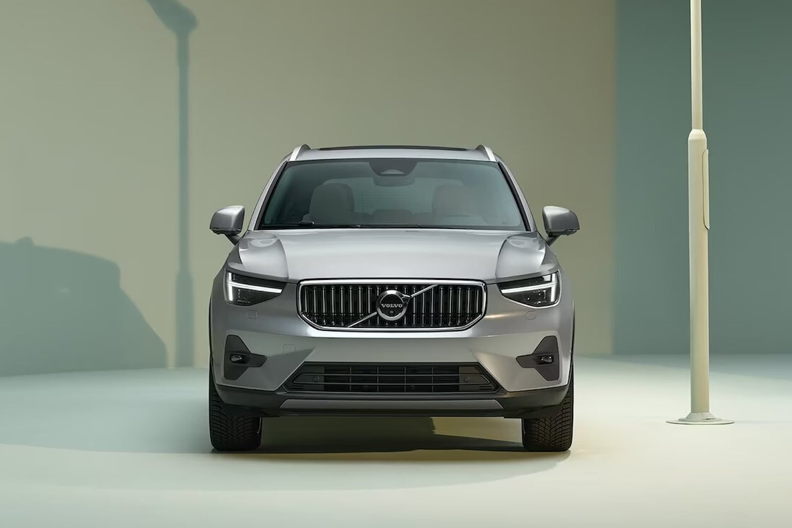 2025 Volvo XC40: Release Date, Prices, and Features